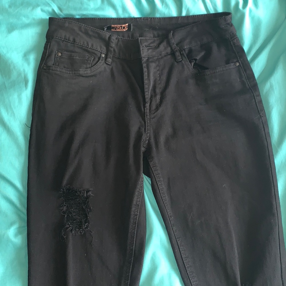 Black Ripped Skinny Jeans